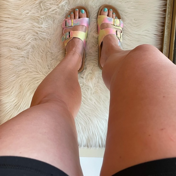 Tie Dye Footbed Sandals - Picture 3 of 16